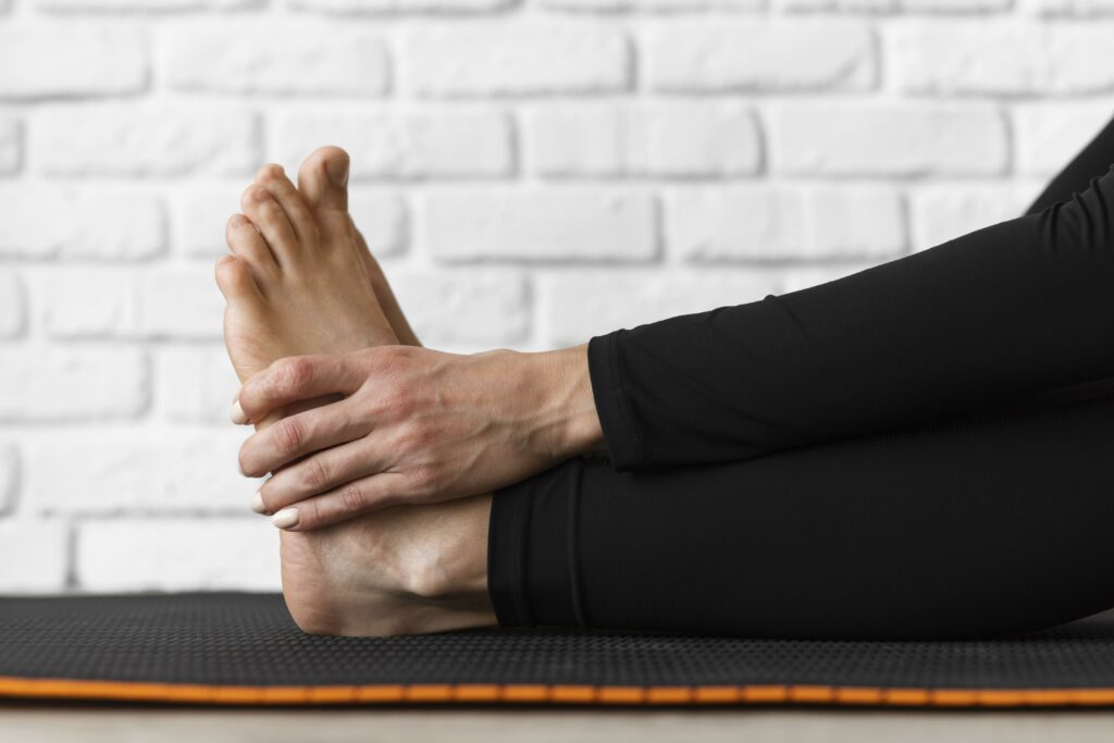 Pilates-image-pied-main